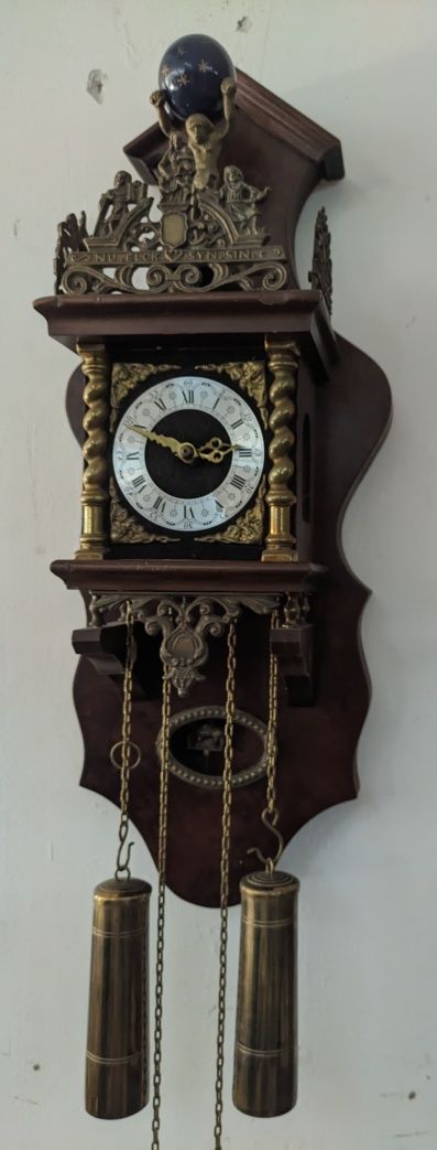 Холандски стенен часовник