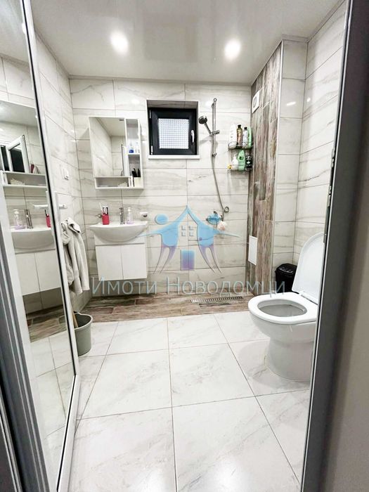 Продава се Двустаен апартамент в Шумен, Пазара - 62 кв.м за 2098 €/кв.м - Снимка #5