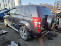 jante aliaj bara spate armatura haion stop tripla oglinda usa portiera stanga dreapta carlig remorcare macara motoras geam broasca ansamblu stergatoare timonerie spira volan plansa ceasuri bord scaune fata bancheta spate  panou clima vas expansiune lichid