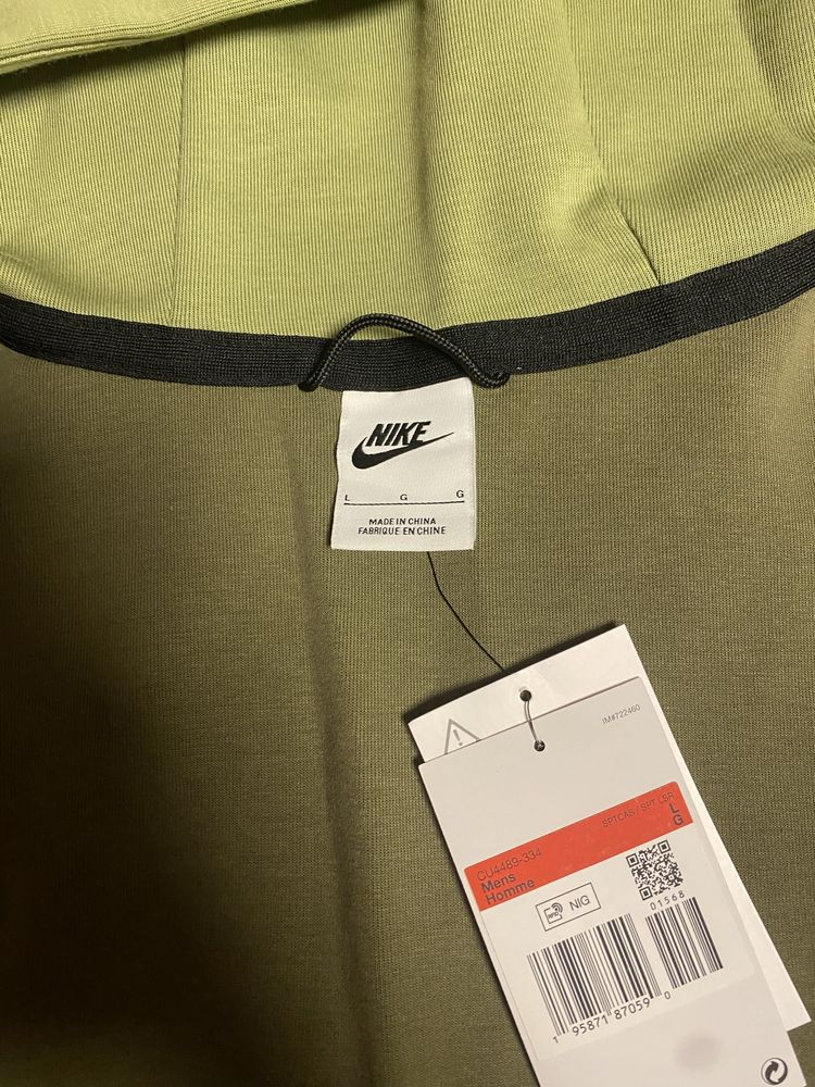 Nike tech fleece olive green marimea L