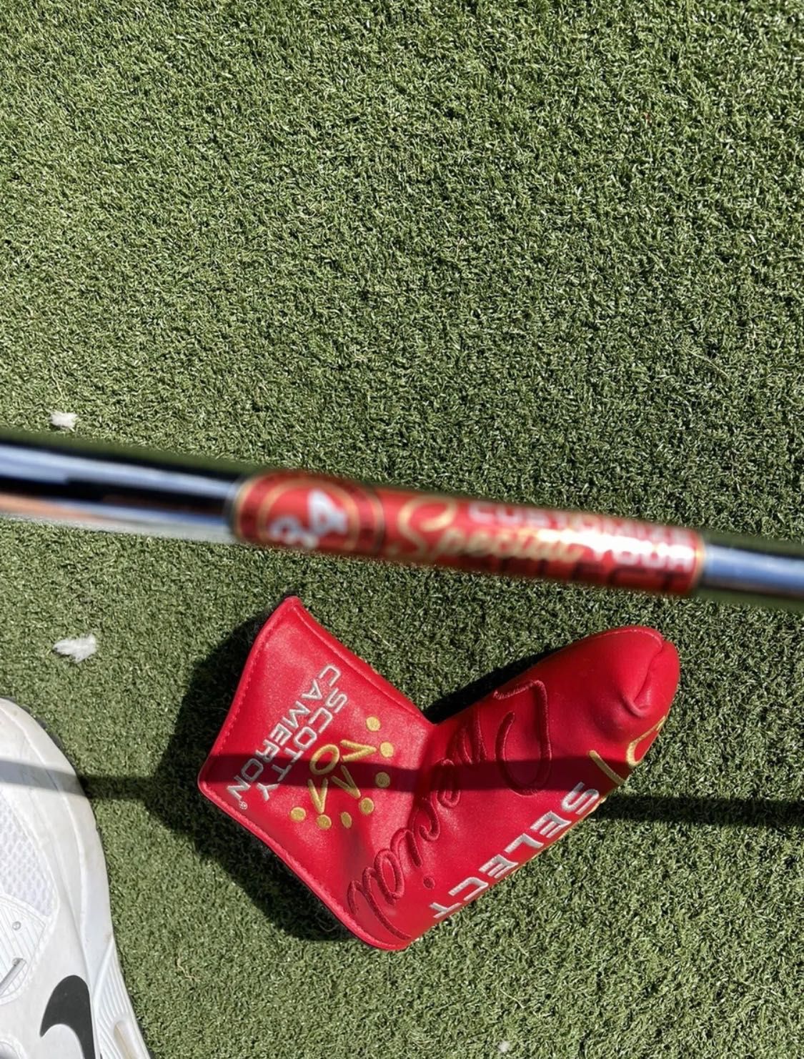 Scotty Cameron Special Select Newport 2.5, 34” голф пътър