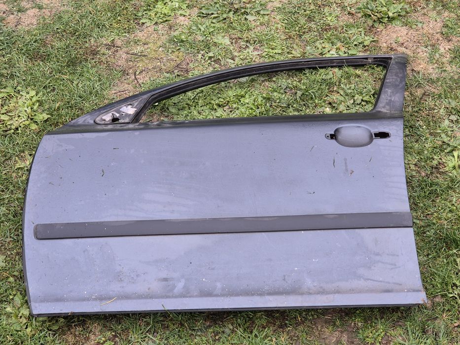 Vând ușă Skoda Octavia 2 stânga față