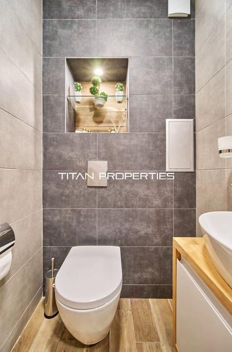 Дава се под наем Двустаен апартамент в Варна, Център - 60 кв.м за 800 € - Снимка #8