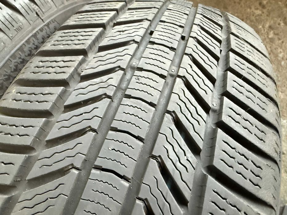 2x Anvelope Iarna 215/55 R17 - Continental Winter Contact TS870P