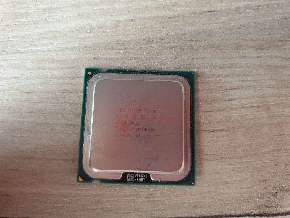 Intel Pentium Processor E2200