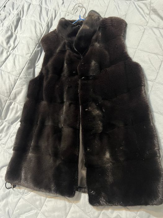 Продам норковый жилет (Греция, Black Gamma)