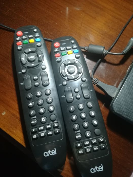 Телевизор ARTЕL 24 дюйма не Smart