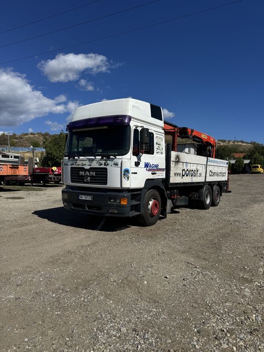 MAN 6x2 cu macara