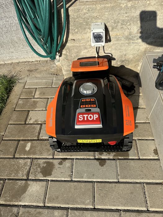 Robot de gradina