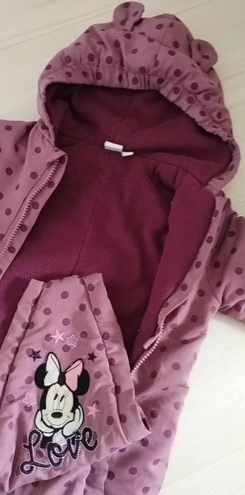 Combinezon cu mănuși și botosi cca 1 an