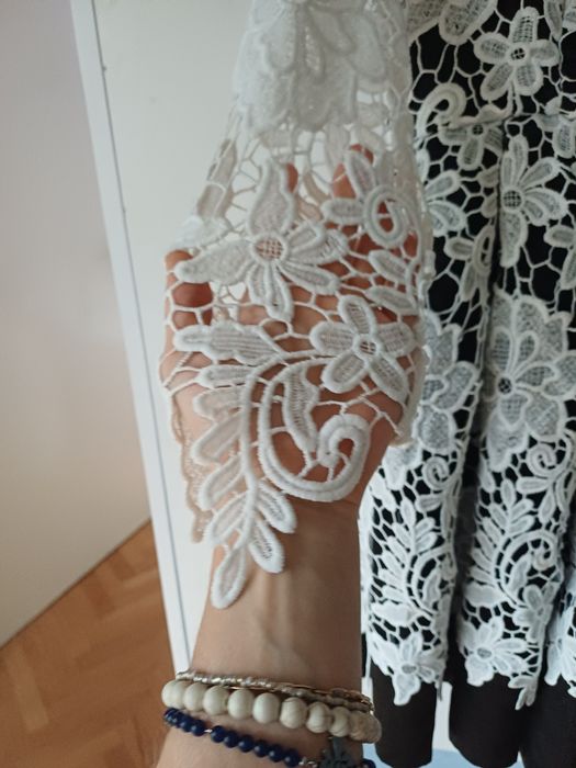 Красиви евтини рокли xs/s zara 15 лв