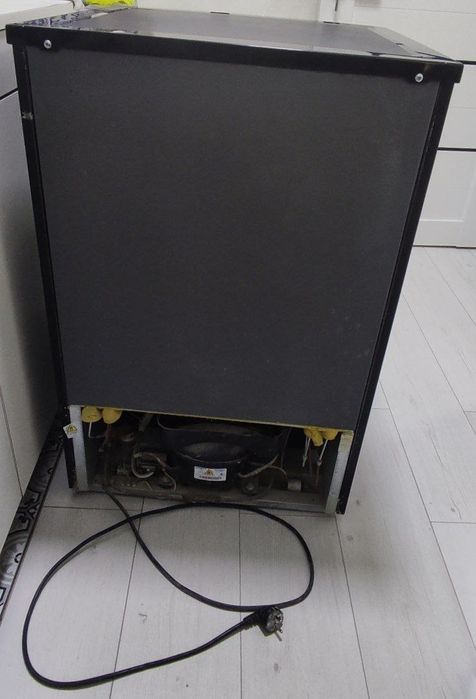 Мини холодильник Artel HS 137RN