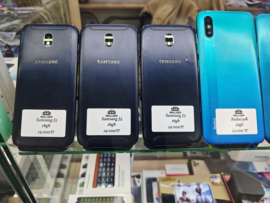 Samsung  Redmi вюжетный телефон