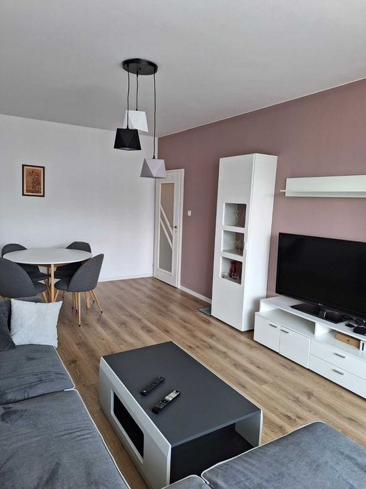 Дава се под наем Двустаен апартамент в София, Гевгелийски - 65 кв.м за 448.8 € - Снимка #2