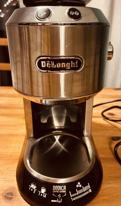 Râsniță DeLonghi Dedica KG521.M