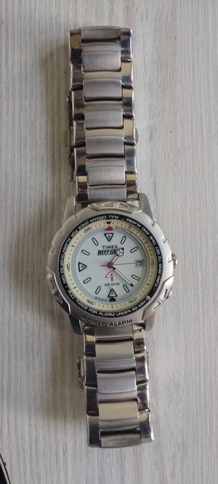 Продам часы TIMEX reef gear