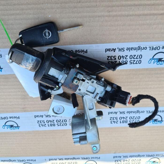Contact cu 2 chei butuc usa sofer Opel Meriva B