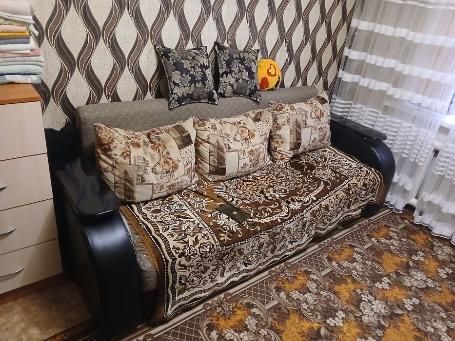 Продам диван б/у