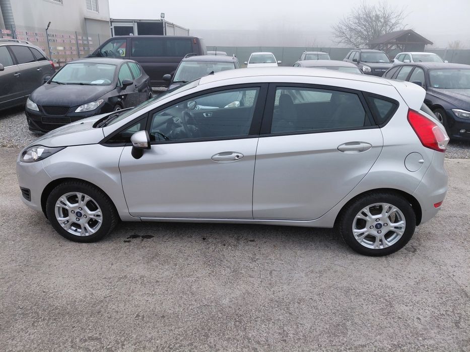 Ford Fiesta benz 13