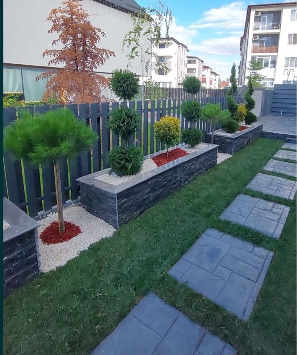 Pom pon spirala din leylandii