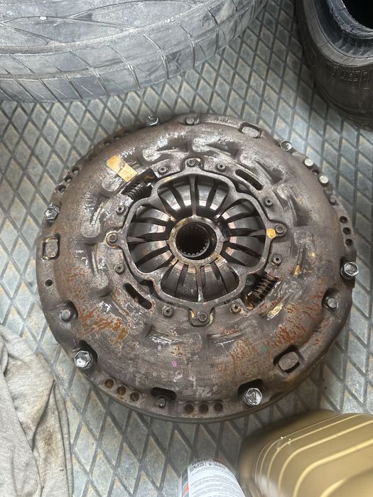 Скоростна кутия с демпфер за Toyota Rav4 2.2D-CAT