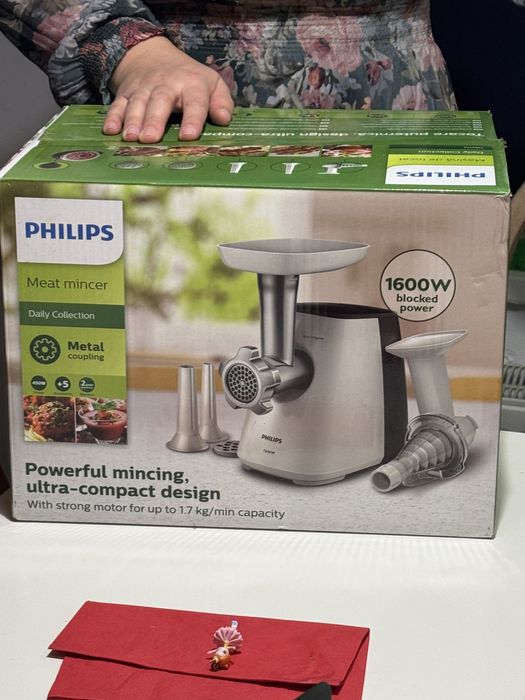 Masina tocat philips