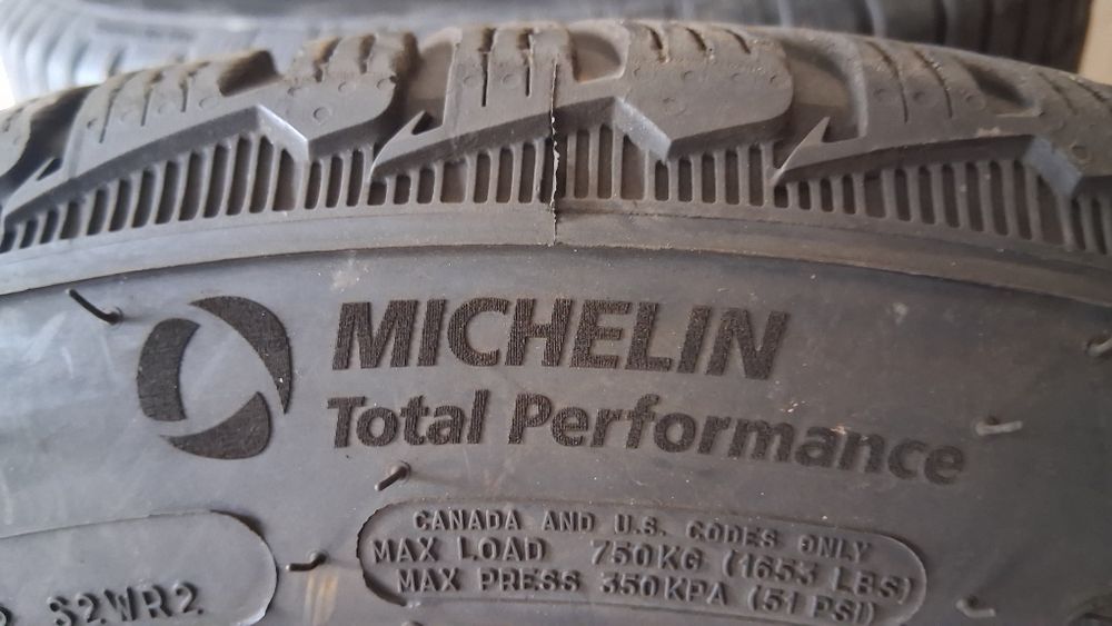 4-броя зимни гуми 235/45/R18 Michelin PILOT ALPIN 5
