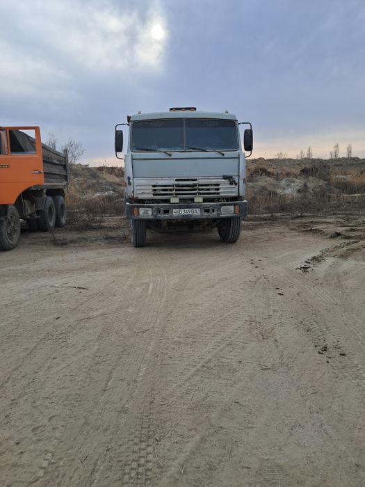 KAMAZ 5511  holati yaxshi iwlab turibdi