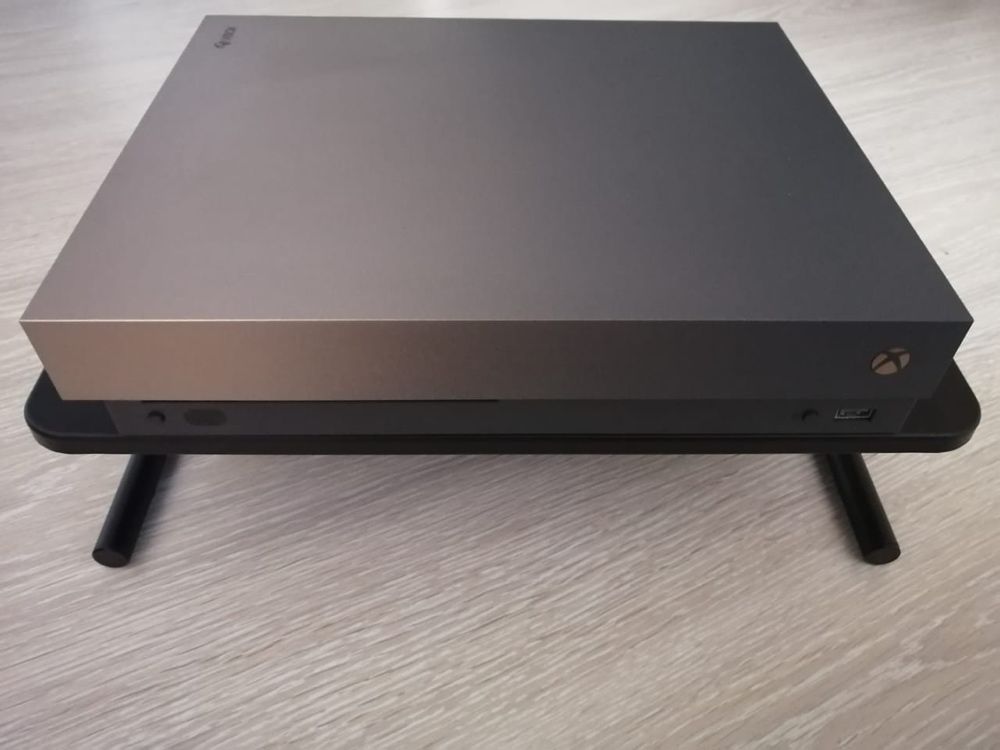 Продам xbox 1 x 1