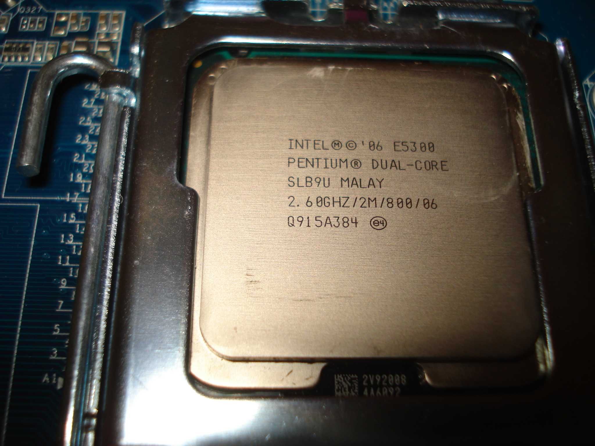 Procesor intel pentium dual core E5300 2.6 Ghz 2mb FSB 800 LGA 775