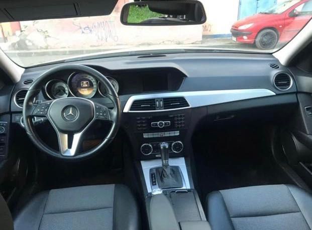 Vand masina mercedes