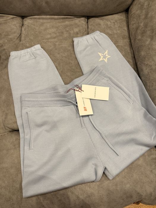 Pantaloni perfect moment x H&M