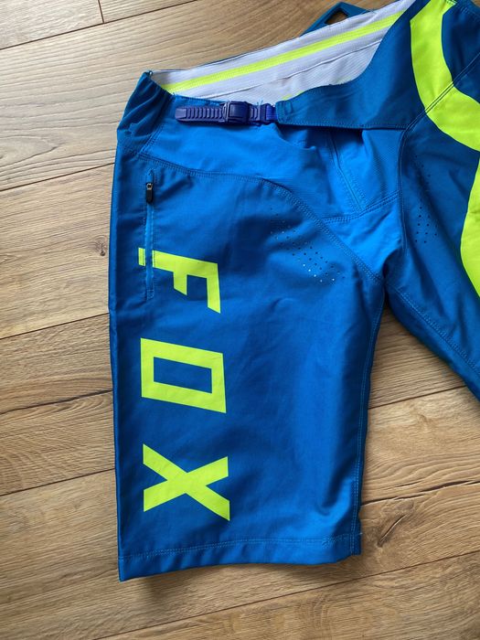 FOX DEMO-pantaloni sport , stare foarte buna , pt barbati
