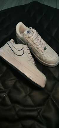 Nike Air Force 1, 42