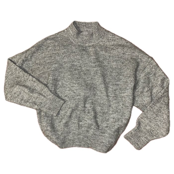 Блузи и пуловери