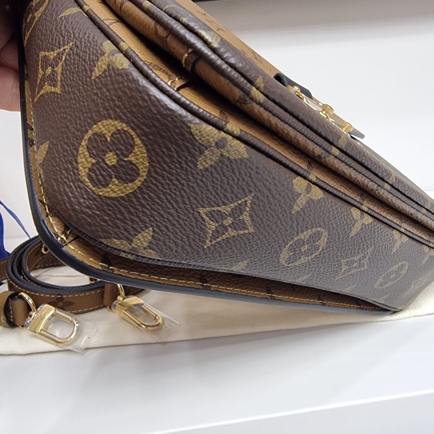 Сумка Louis Vuitton Pochette brown