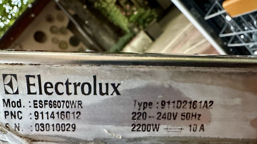 Masina de spalat vase, ELECTROLUX. Modrl XXL, stare ecelenta!