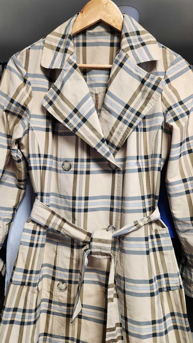Тренчкот, шлифер бежав с шарка тип  "Burberry ", размер Л