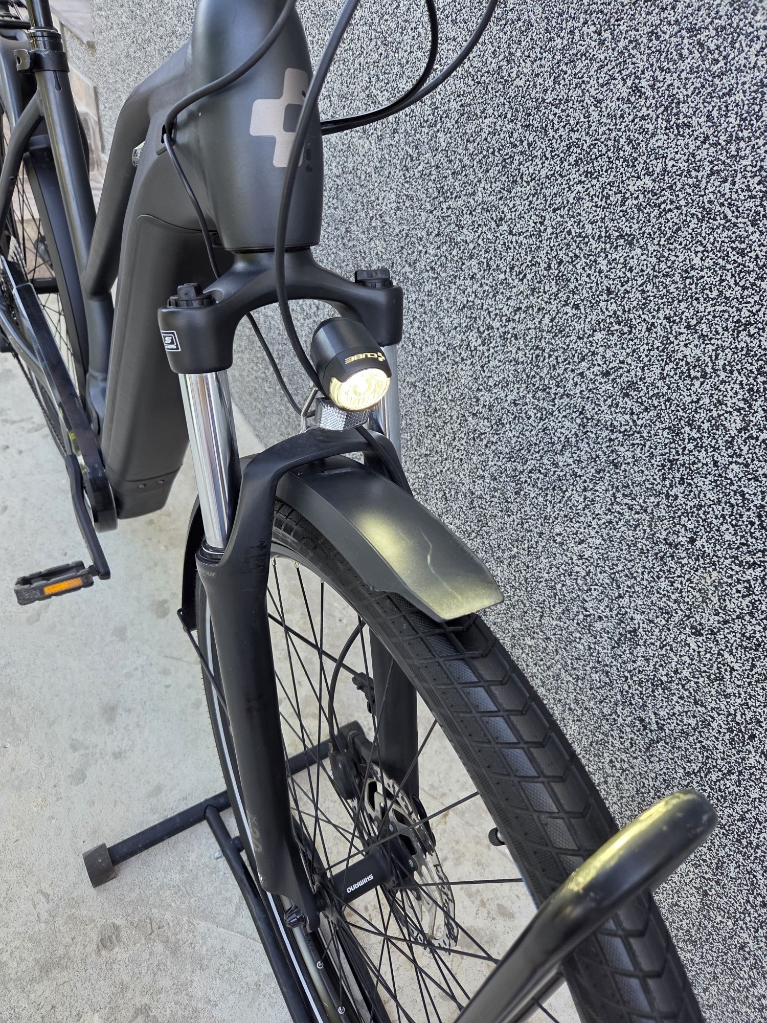 Електрически велосипед CUBE KATHMANDU 28" Bosch CX мотор ПЕРФЕКТЕН!