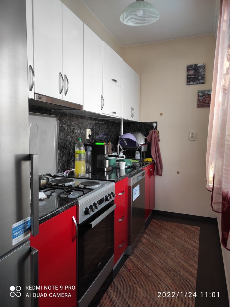 Продава се Многостаен апартамент в Кюстендил, Никола Въжаров - 120 кв.м за 875 €/кв.м - Снимка #9