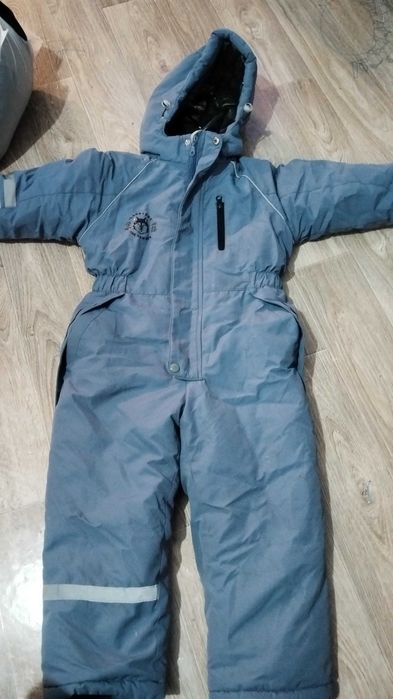 Продам детский зимний комбенизон