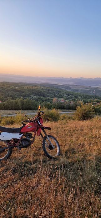 Motor honda xl 200