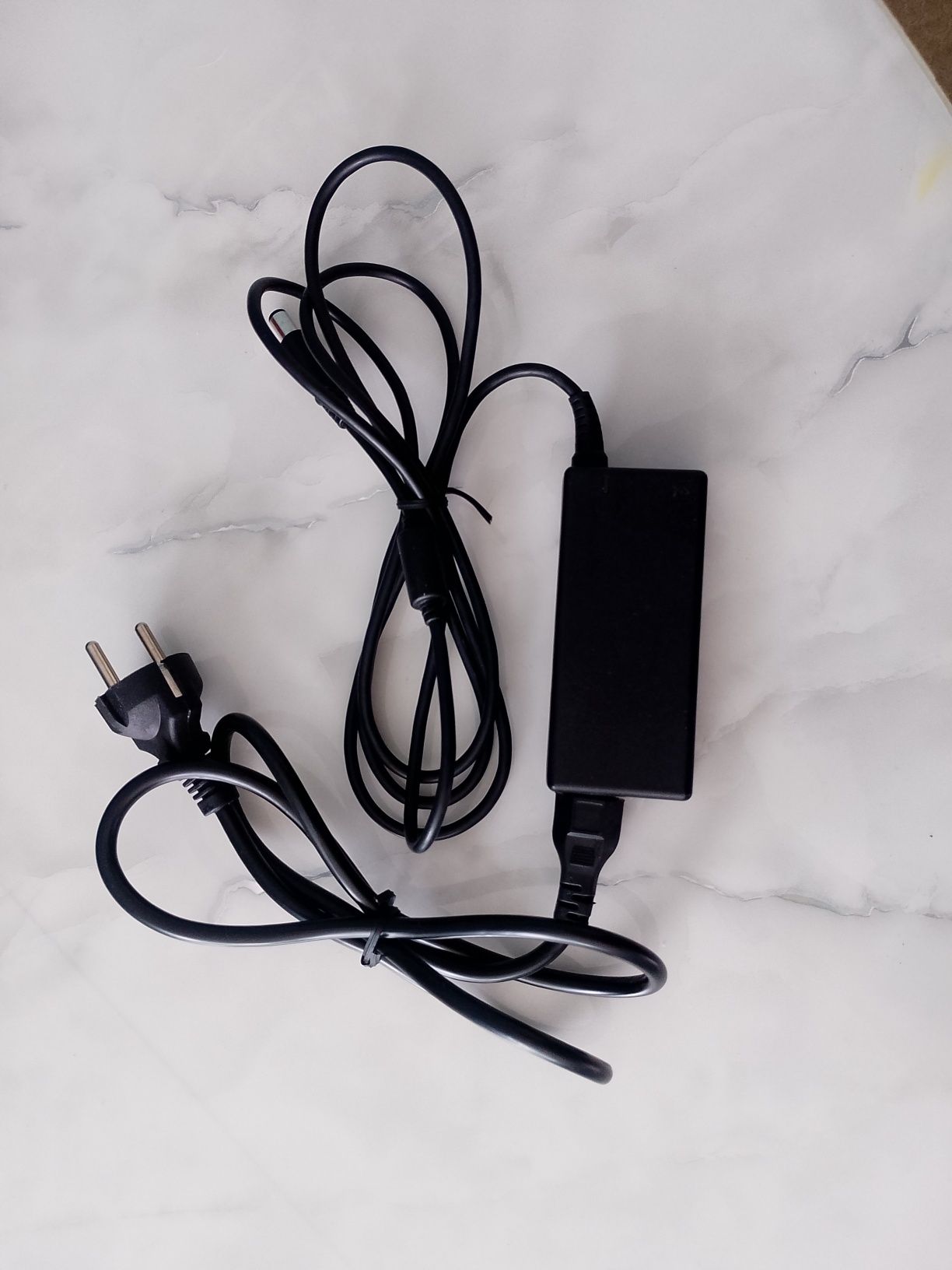 Зарядно за лаптоп DELL 65W
