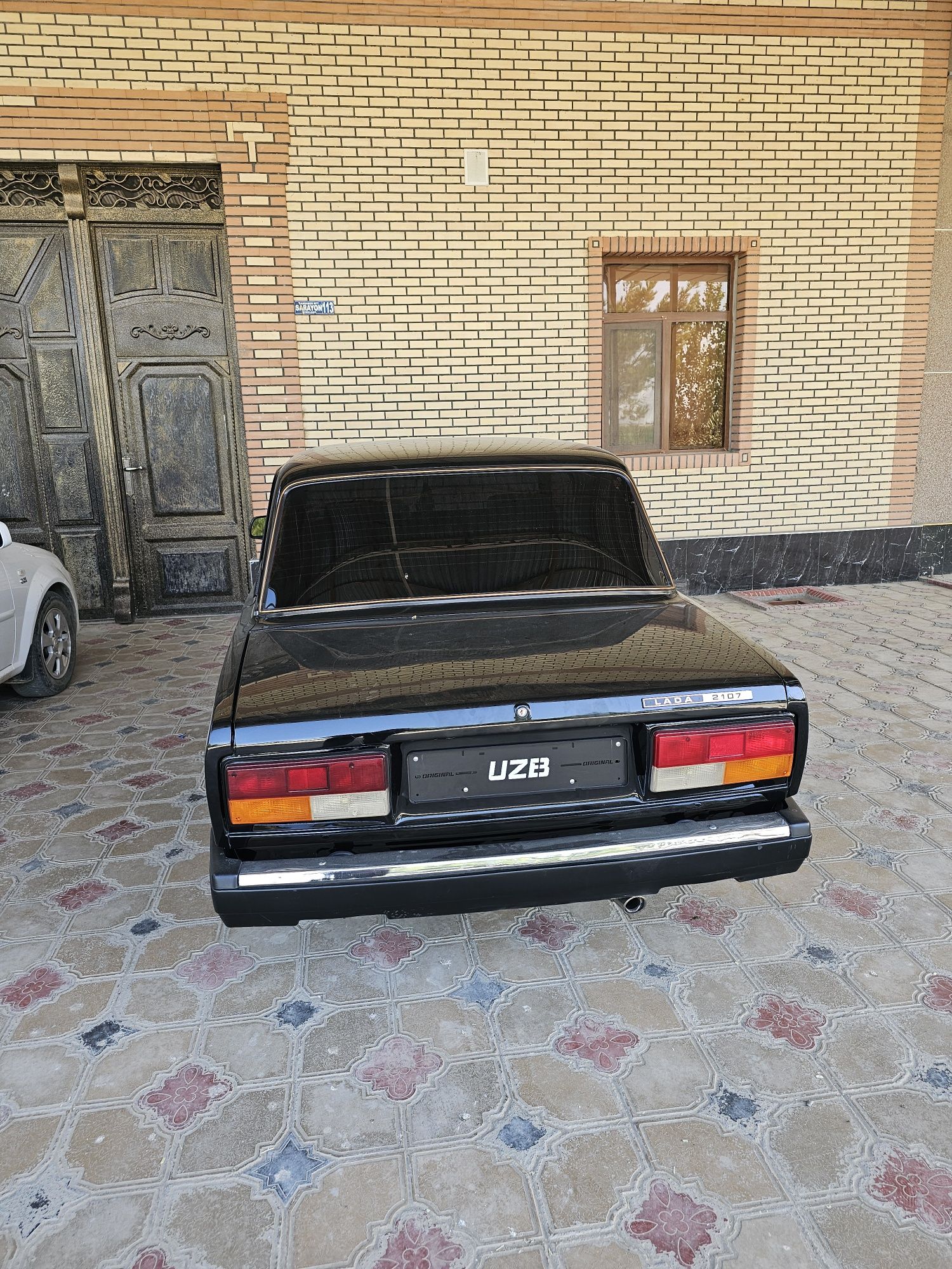 Автомобил ваз2107