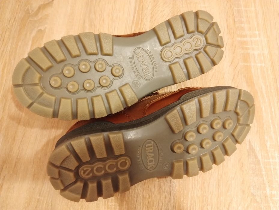 Pantofi ECCO nr.40