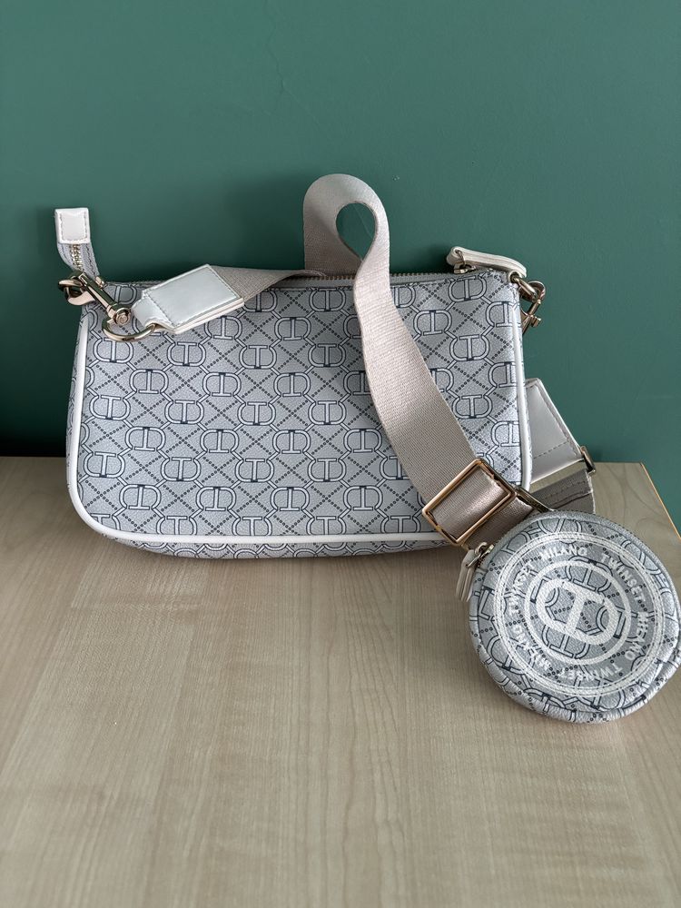 Продавам Twinset bag
