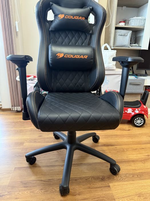Геймърски стол Cougar Armor S