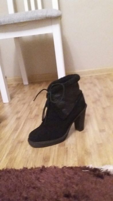 Ботинки зимние замшевые