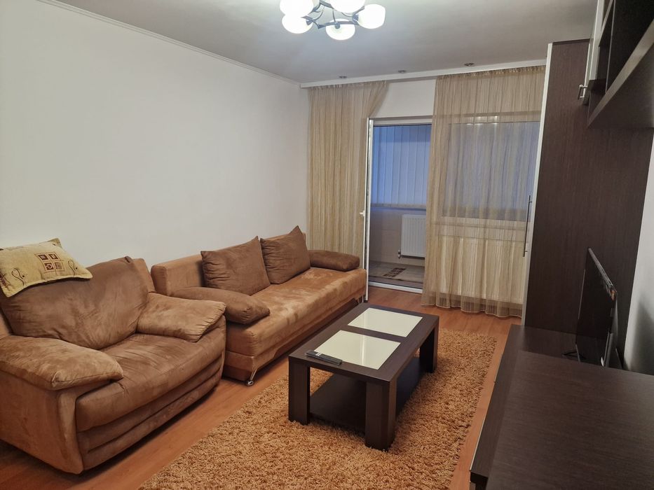 Închiriez apartament 2 camere decomandat + loc parcare zona Anda