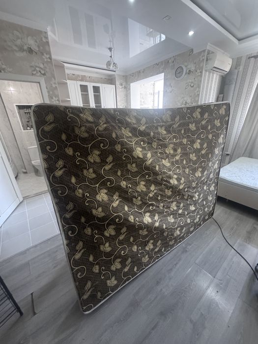 Матрас 200см*160см*16см